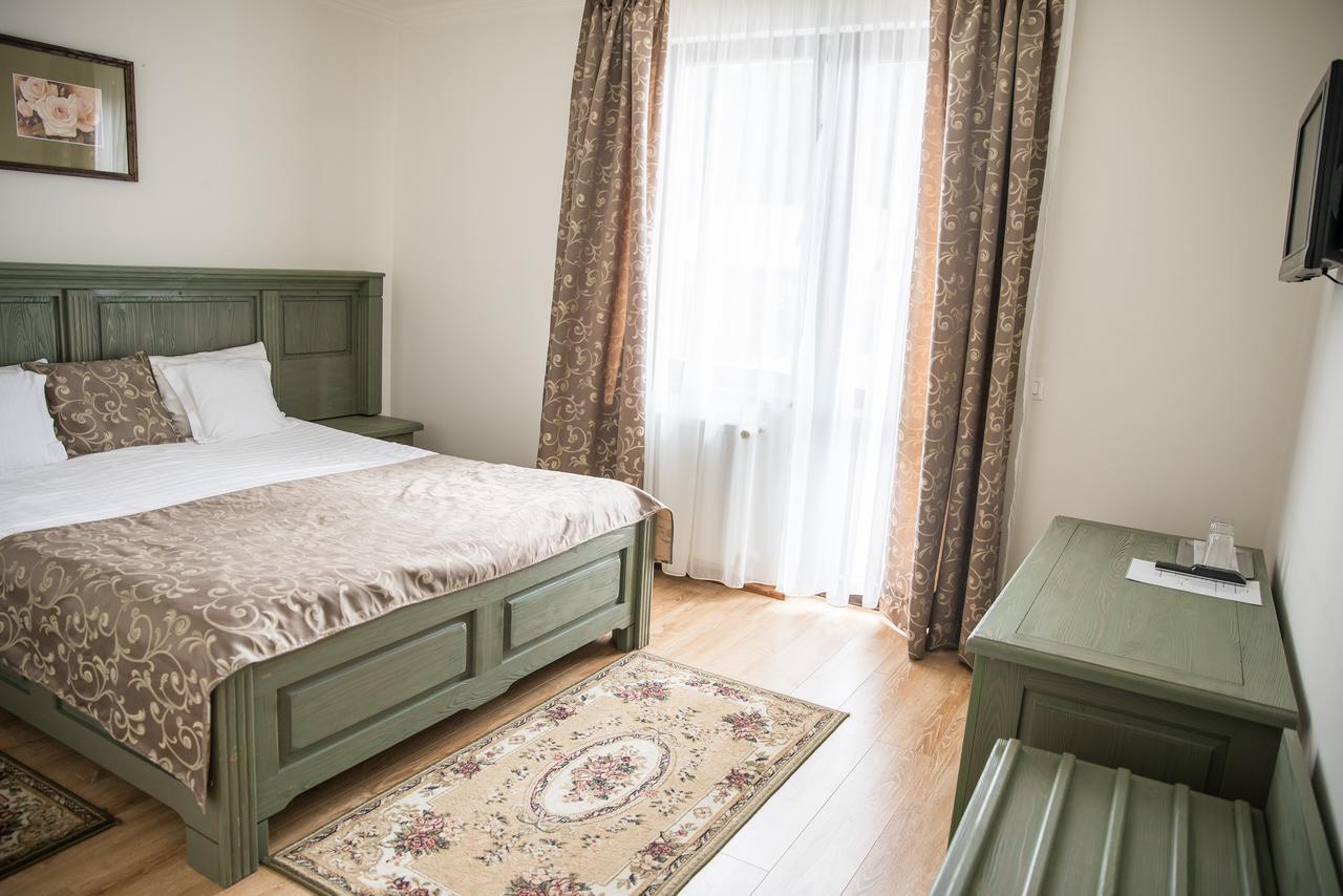 Pensiunea Panoramic Bed & Breakfast Vartop Bagian luar foto