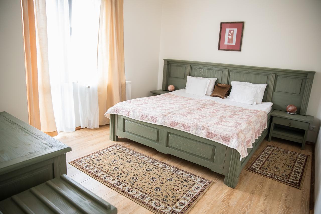 Pensiunea Panoramic Bed & Breakfast Vartop Bagian luar foto